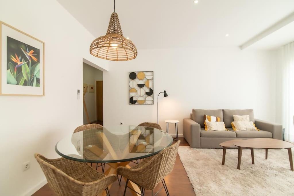 Cozy Sea View Apartment Near City & Airport Ponta Delgada  Exterior photo